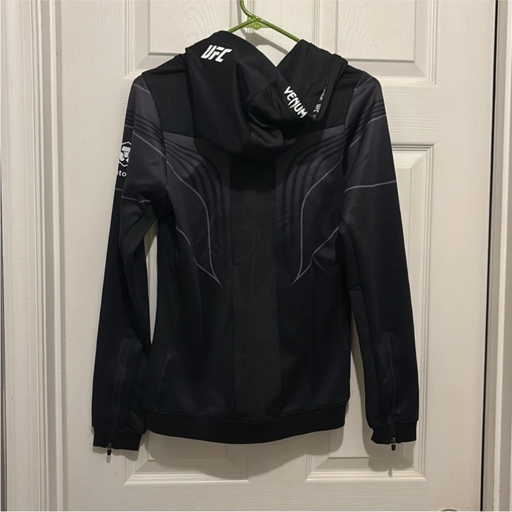 Women's Black UFC Fight Night Venum Walk Out 2.0 Hoodie jacket S - Picture 10 of 16